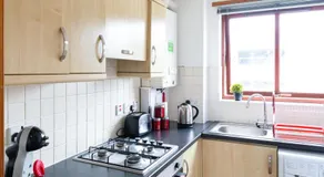 Bothwell Court Apartments - Image 2