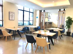 Hanting Hotel Shanghai Hongqiao Hub Qibao Huxing Road - Image 4