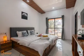 Emerald Resort - Image 2
