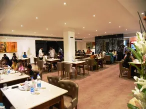 Hotel Raama - Image 3