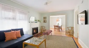 Queen City Bungalow & Cottages - Image 2