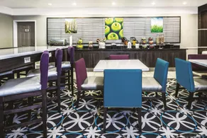 Quality Inn and Suites - Image 4