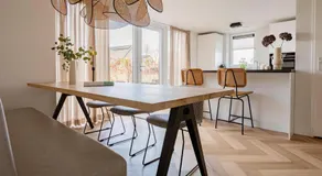 Modern Holiday Home near Sea - Image 2