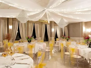 Guildford Manor Hotel & Spa - Image 2