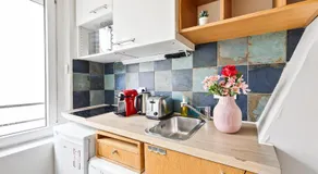 Apartment in le marais - Image 3