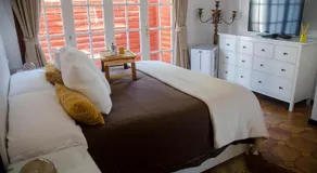 Villa piscina privada MadreselvaSuite - Image 2