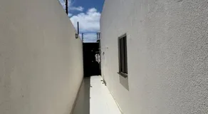 Casa Moderna Ampla com 3 Quartos , Ar Condicionado e Garagem - Image 4