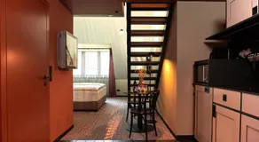 WELTWIEN Luxury Art Apartments & Parking - Image 4
