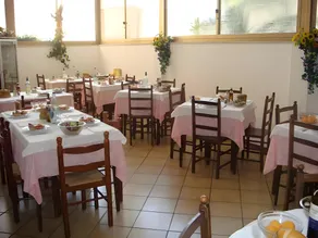 Hotel I 4 Assi - Image 5