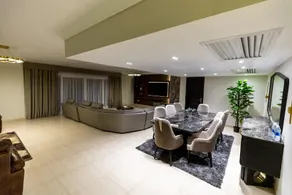 Luxurious Family 5BR Pool View Near Airport! - Image 3