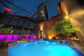 30th+ Floor Apartments in Sky Tower - Image 4