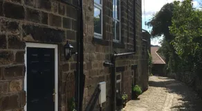 Otley town centre apartment - Image 5