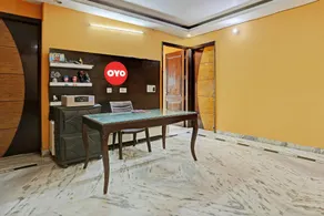 Hotel O by OYO Naveen Stay - Image 2