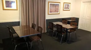 Coachman's Inn Motel - Image 4