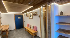 Double room, shower, toilet, balcony - Image 5