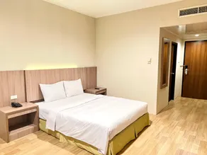 Royal Asia Hotel - Image 2