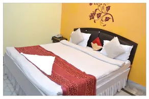 Flagship Hotel Kamal - Image 2