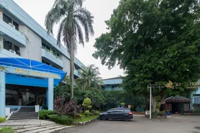 RedDoorz Plus near Kebayoran Baru Blok S - Image 2