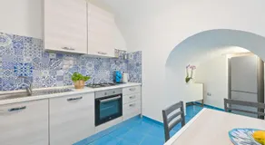 Chiaia Di Rose Rooms & Apartment - Image 3