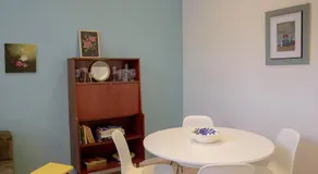 Chaleureux appartement aux Marolles - Image 3