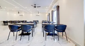 Townhouse Oak Army Aviation Base Jhansi - Image 4