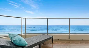 Foreshore Beachfront Apartments - Image 2