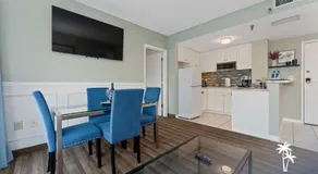 Tranquil Garden View 2 Bed 2 Bath Balcony Condo 7 Min to Universal - Image 4