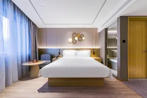 Orange Hotel Shanghai Xujiahui Stadium - Image 2