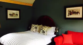 The Blackboys Inn - Image 2