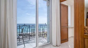 Lido Resort - Image 5