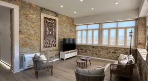 Palacium Charming Suites - Image 2