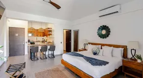 NEW Listing Walk to Downtown Cabo King Bed - Image 2