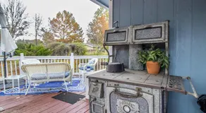 Sleeps 12! Main Level Primary Suite-Beautiful Backyard Oasis - Image 4