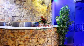 Rose Palace Hotel, Garden Town - Image 2
