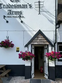 The Tradesmans Arms - Image 2