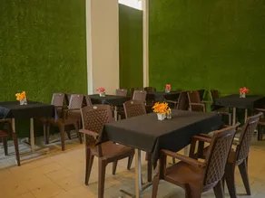 Kuval Inn By OYO Rooms - Image 5