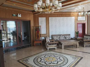 Yijia Business Hotel - Image 3