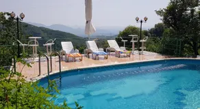 #IoniaHouse Surrel Villa - Image 4