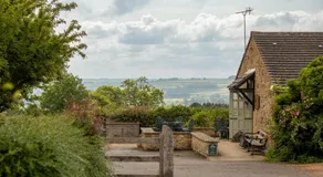 Banbury Hill Farm Bed & Breakfast - Image 4