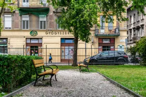 Danube Corner - Glam Downtown Apartments - Image 3