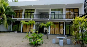 Jayaa Beach - Image 4