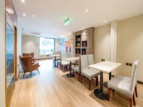 Hanting Hotel Beijing Daxing Zaoyuan Metro Station - Image 4
