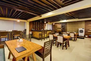 Townhouse Balewadi Stadium Pune Formerly Hotel Sarovar - Image 3
