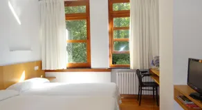 Hotel Restaurante Marroncín - Image 2