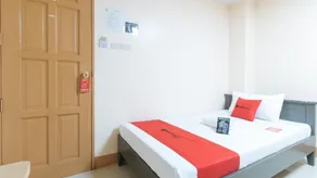 RedDoorz at Isabelita Hotel Tuguegarao City - Image 2