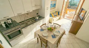 Cavour Apartment With Terrace - Image 2