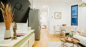 1288-4R Newly furnished Prime UES 2BR - Image 2