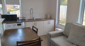 D"s cottage - Self contained guest suite - Image 3