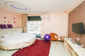 World Expo Hotel - Image 2