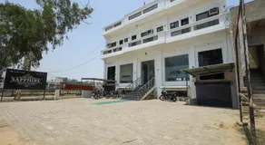 Hotel Sapphire - Image 4